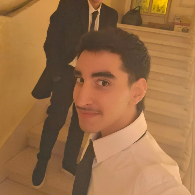 علیرضا بهاری